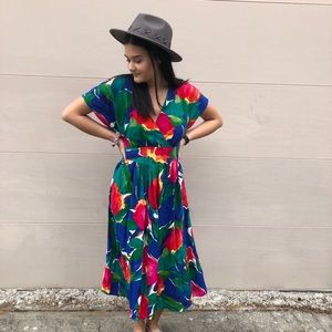 Vintage R.E.O. midi spring dress